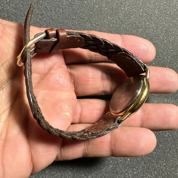 Timex Ladies Quartz Watch Gold Tone White Roman Numeral Dial Working New Battery - Picture 7 of 9